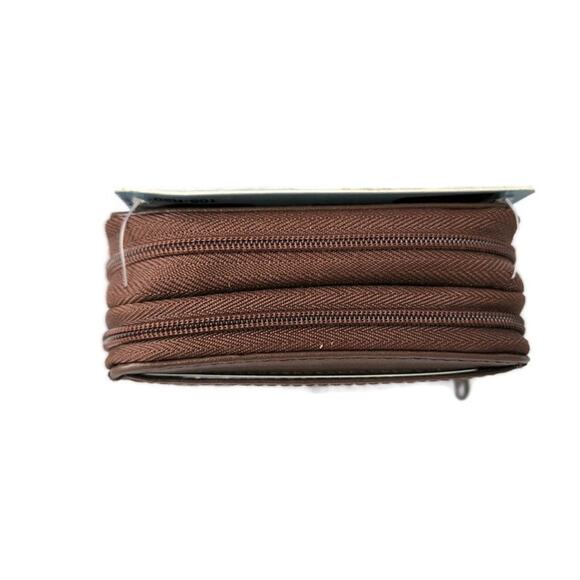 Buxton Brown Genuine Leather Expandable Card Case - Picture 4 of 8